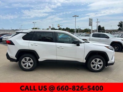 2024 Toyota RAV4 LE
