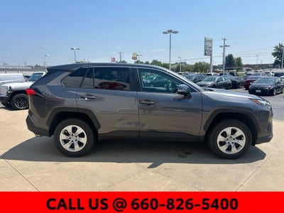 2024 Toyota RAV4 LE