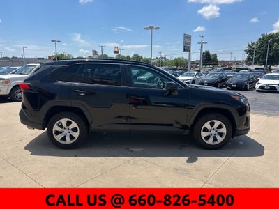2020 Toyota RAV4 LE