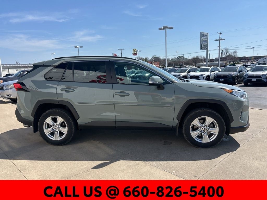 2021 Toyota RAV4 XLE