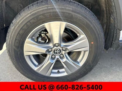 2025 Toyota RAV4 XLE