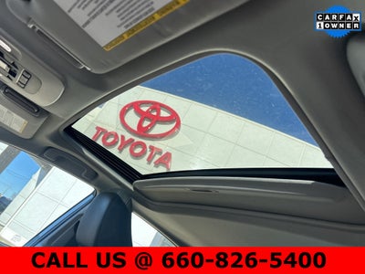 2020 Toyota Camry Hybrid XLE