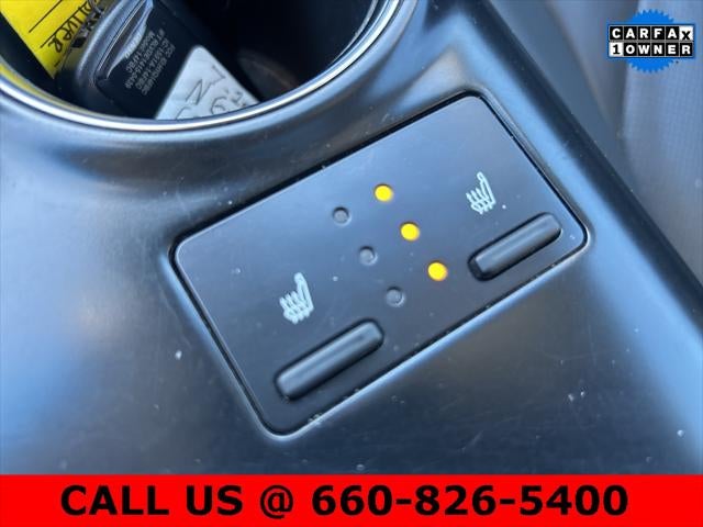 2020 Toyota Camry Hybrid XLE