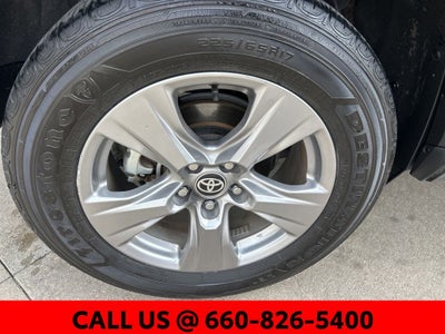 2025 Toyota RAV4 Hybrid LE