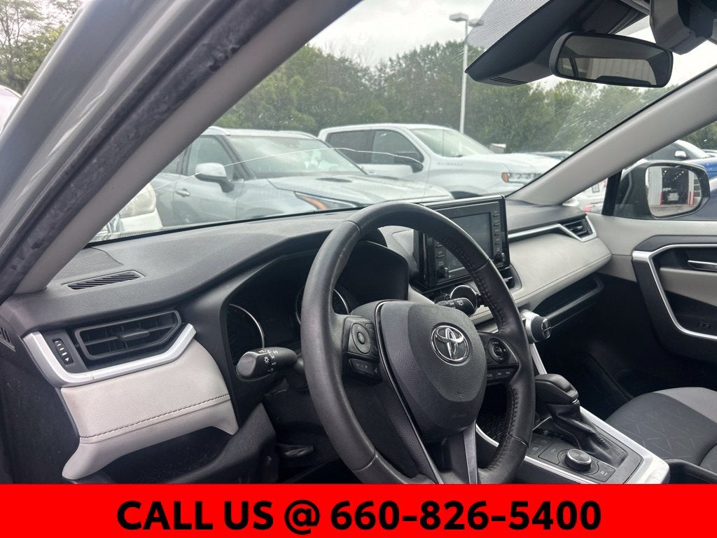 2022 Toyota RAV4 Hybrid XLE