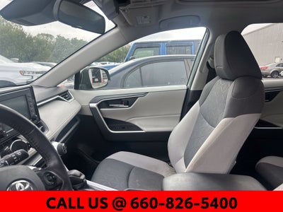 2022 Toyota RAV4 Hybrid XLE