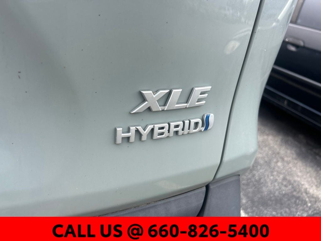 2022 Toyota RAV4 Hybrid XLE