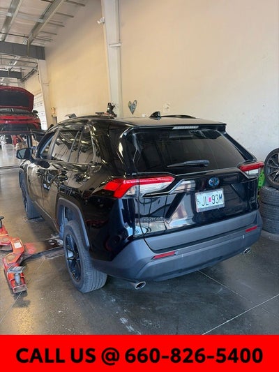 2021 Toyota RAV4 Hybrid XLE