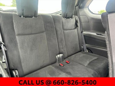 2016 Nissan Pathfinder SV