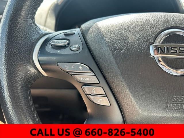 2020 Nissan Pathfinder SV