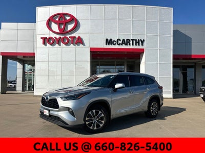 2022 Toyota Highlander Hybrid XLE