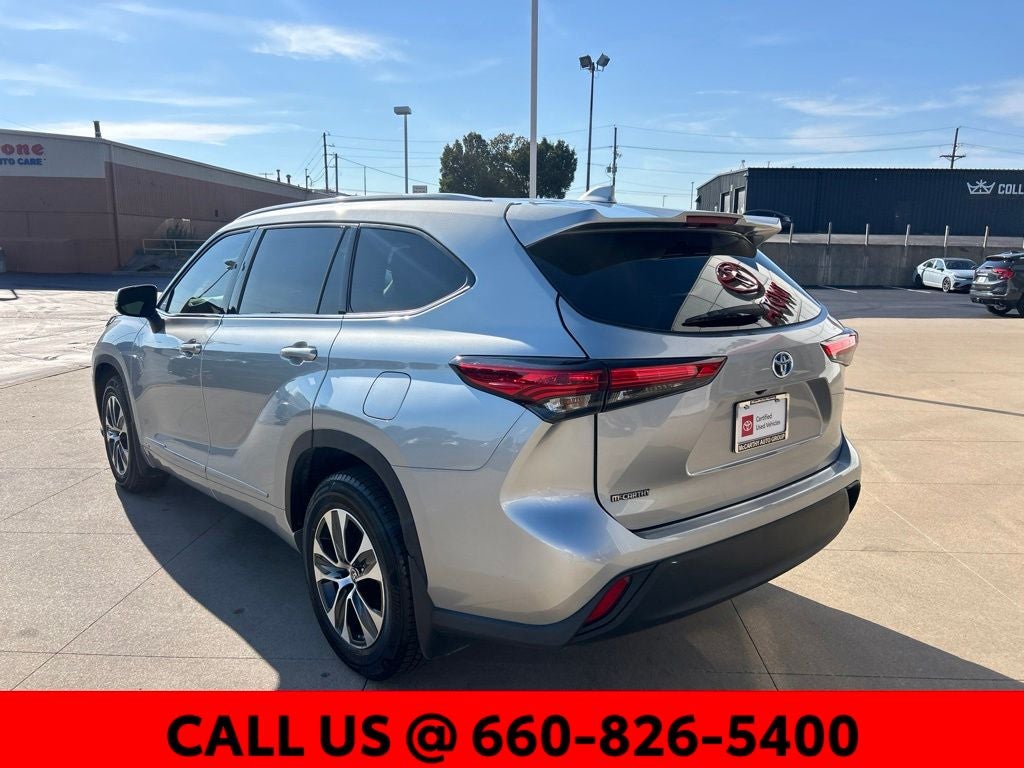 2022 Toyota Highlander Hybrid XLE