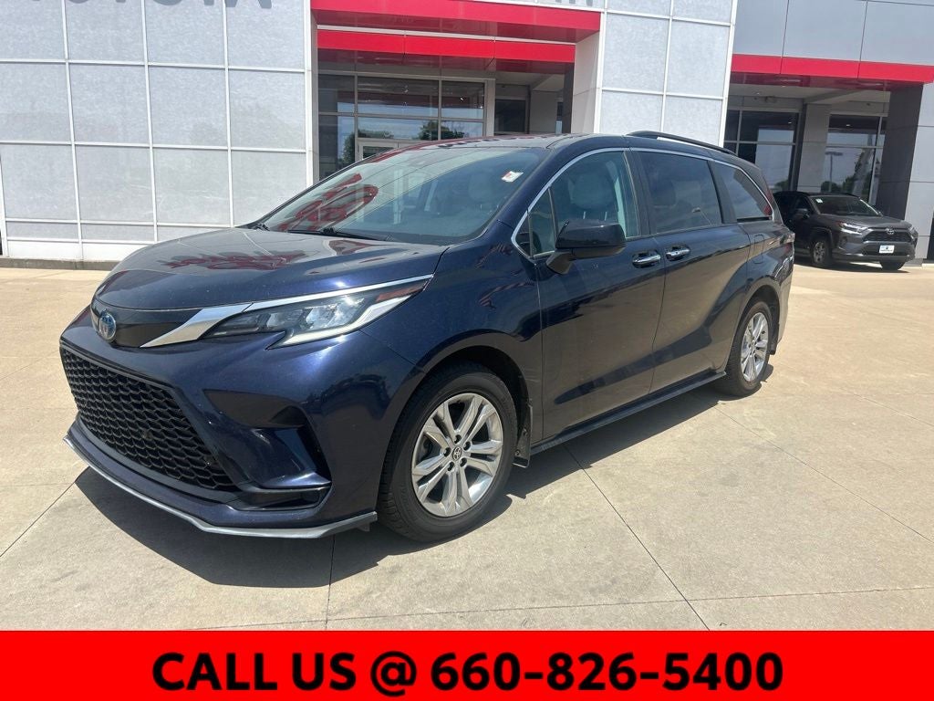 2023 Toyota Sienna XSE 8 Passenger