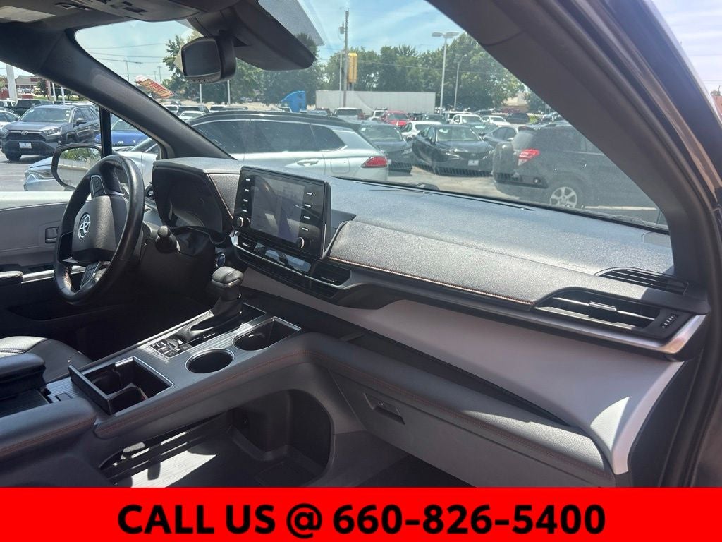 2023 Toyota Sienna XSE 8 Passenger