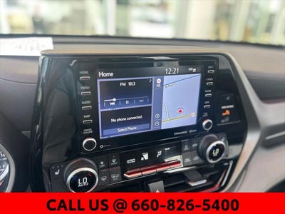 2022 Toyota Highlander Hybrid XLE