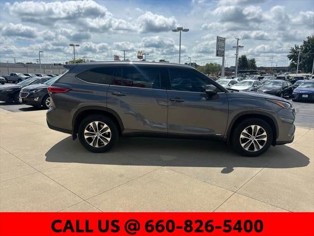 2022 Toyota Highlander Hybrid XLE