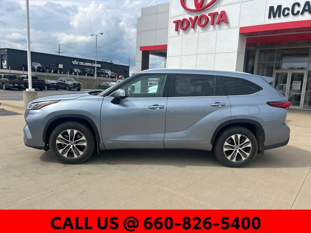 2022 Toyota Highlander Hybrid XLE
