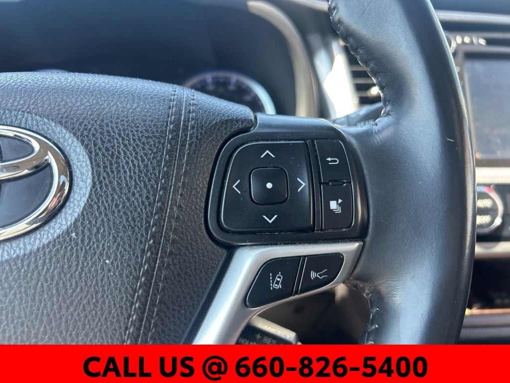 2019 Toyota Highlander SE