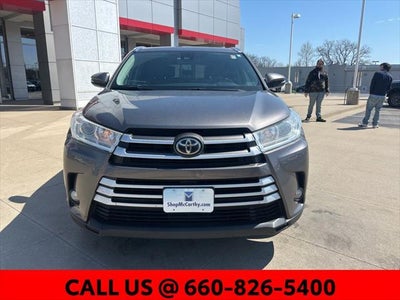 2019 Toyota Highlander SE