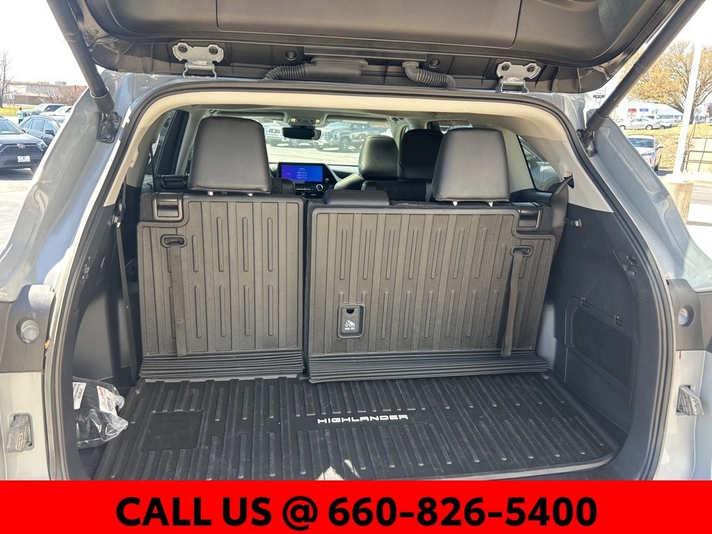 2025 Toyota Highlander Hybrid XLE