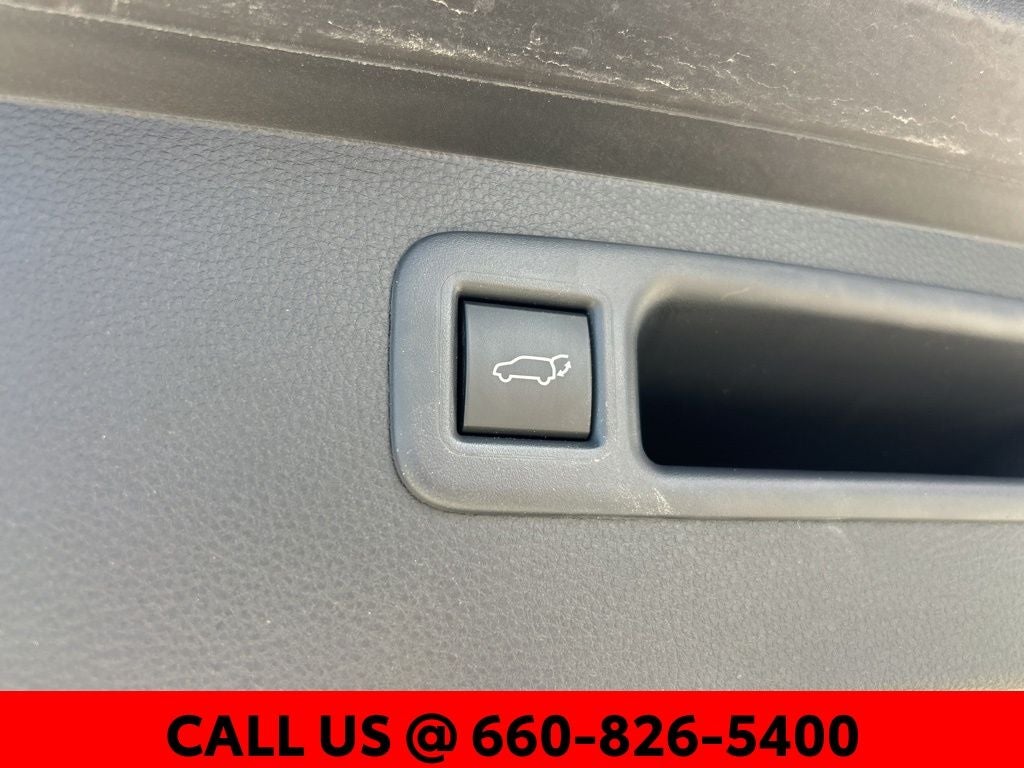 2025 Toyota Highlander Hybrid XLE