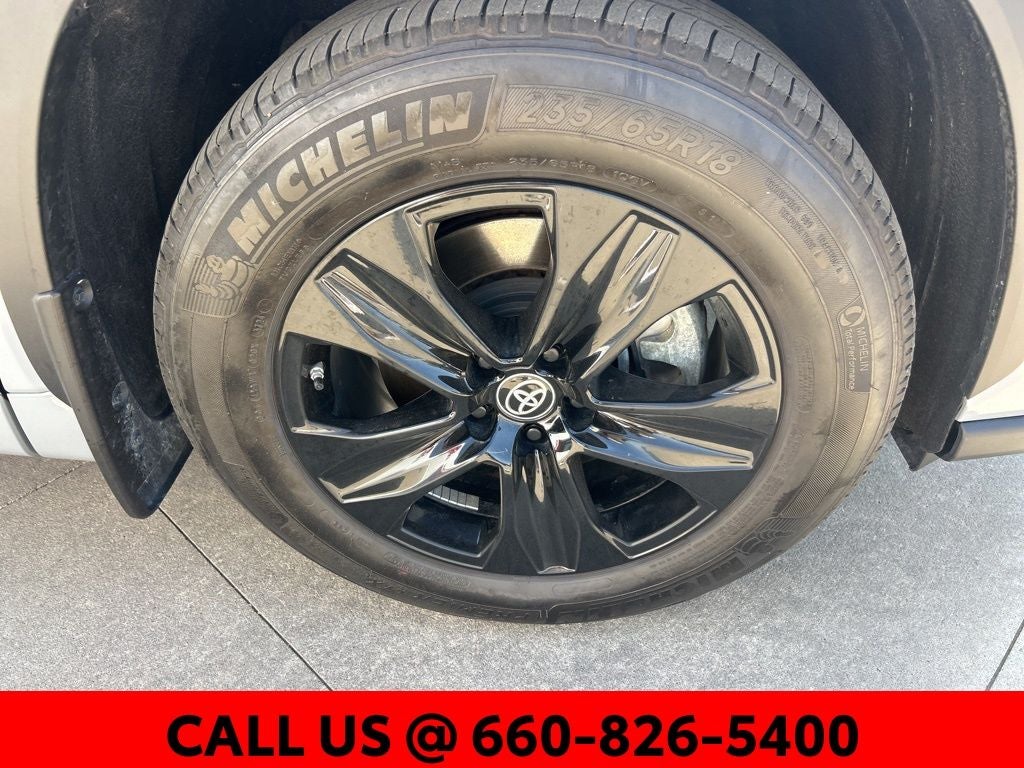 2025 Toyota Highlander Hybrid XLE