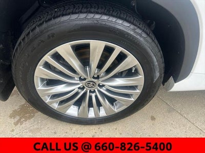 2024 Toyota Highlander Platinum