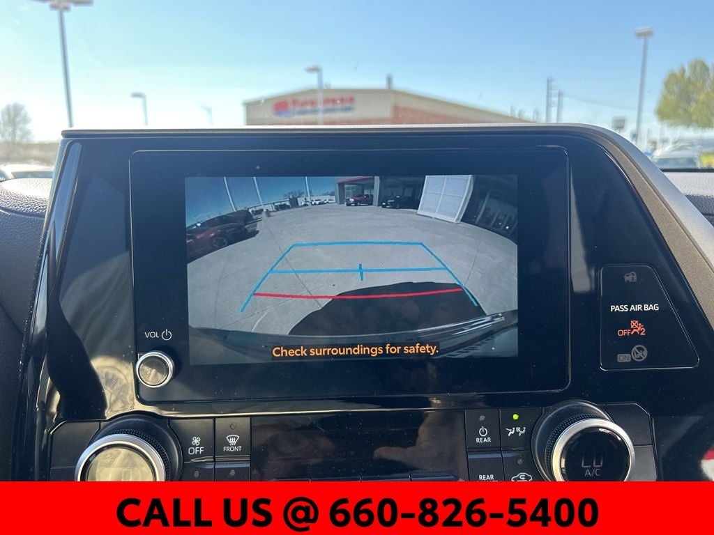 2025 Toyota Highlander LE