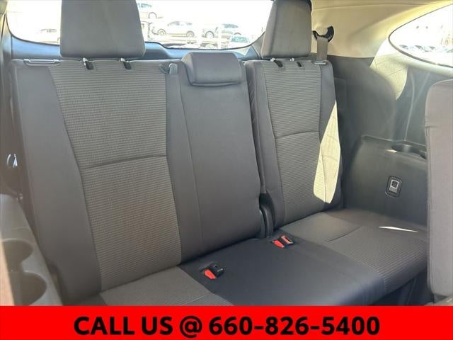 2025 Toyota Highlander LE