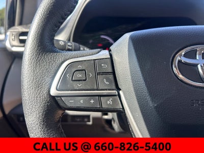 2023 Toyota Sienna XLE 8 Passenger