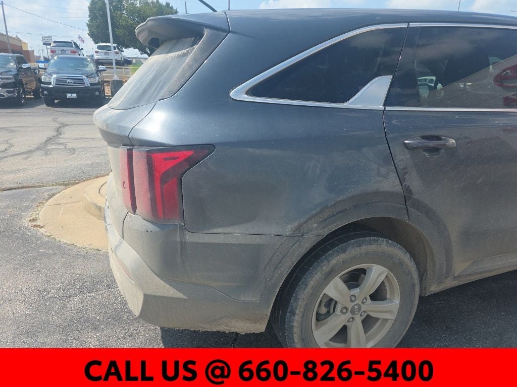 2021 Kia Sorento LX
