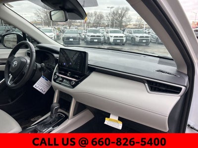 2024 Toyota Corolla Cross LE