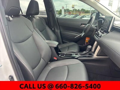 2024 Toyota Corolla Cross XLE