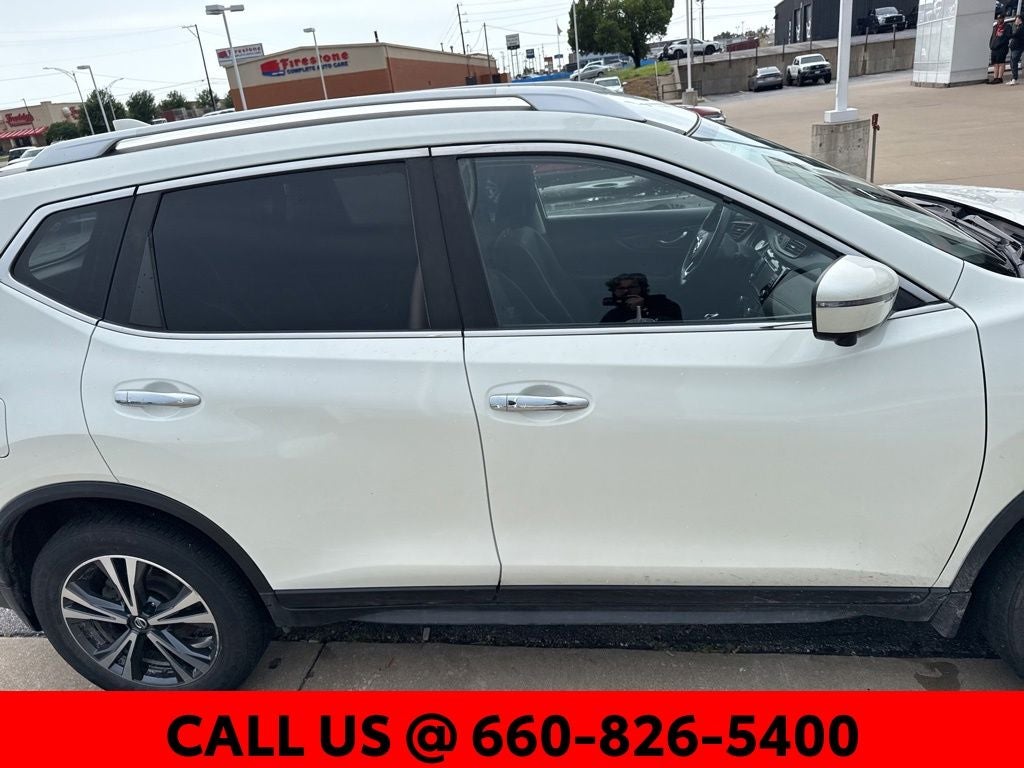 2020 Nissan Rogue SV