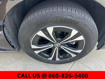 2024 Toyota bZ4X XLE
