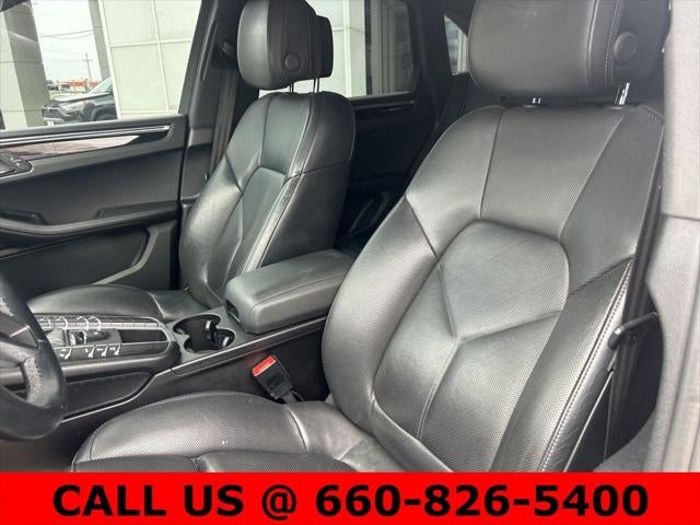 2020 Porsche Macan Base