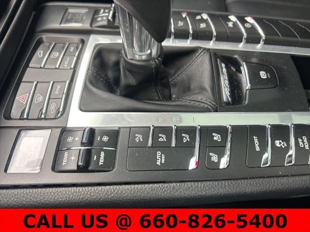 2020 Porsche Macan Base