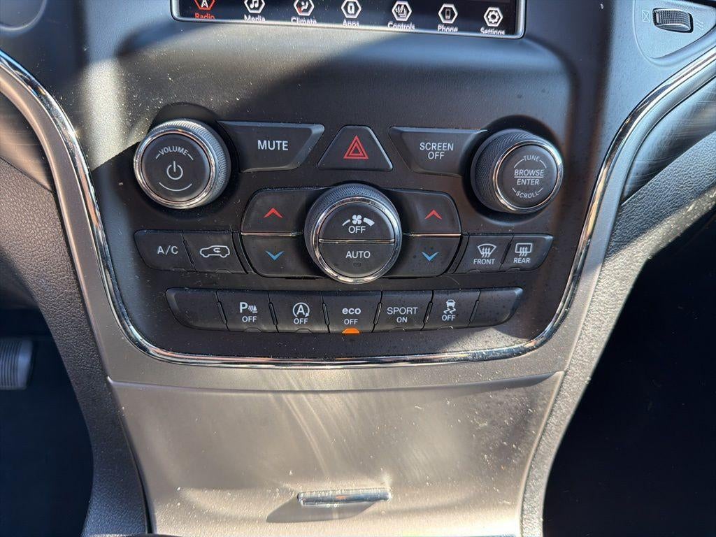 2020 Jeep Grand Cherokee Laredo E