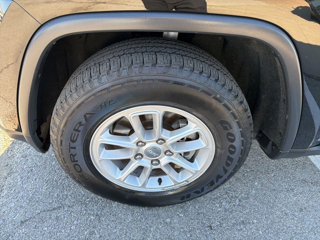 2020 Jeep Grand Cherokee Laredo E