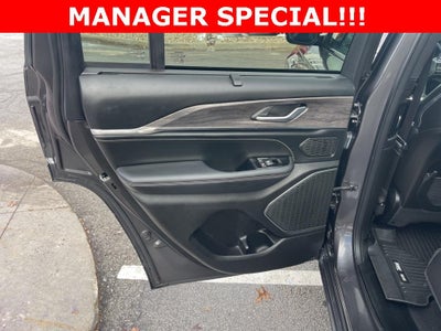 2023 Jeep Grand Cherokee Overland