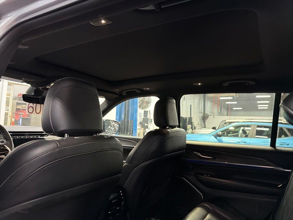2023 Jeep Grand Cherokee L Overland