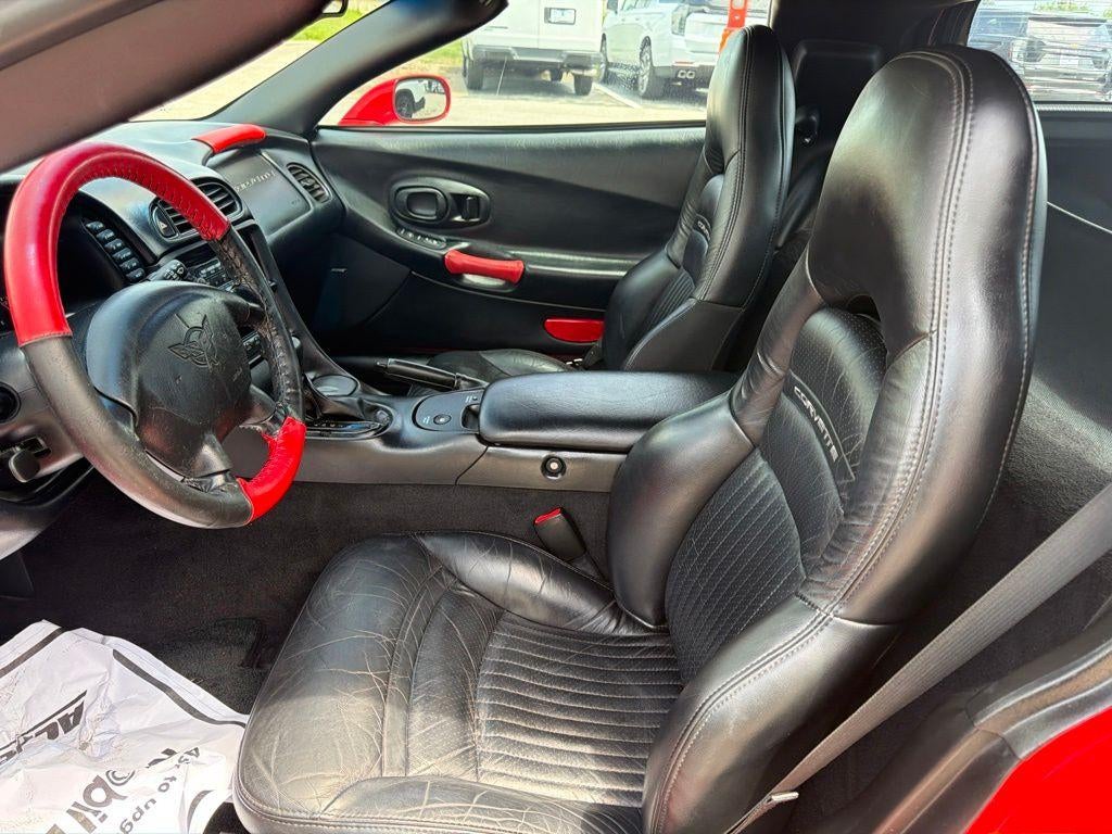 2004 Chevrolet Corvette Base
