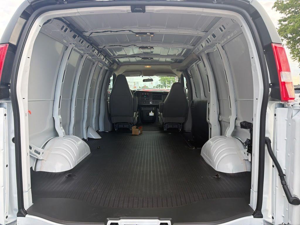 2026 Chevrolet Express Cargo Base