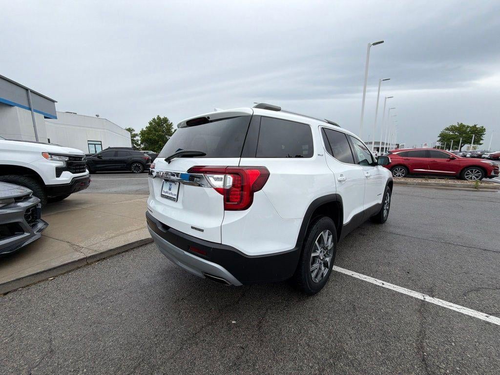 2023 GMC Acadia SLT