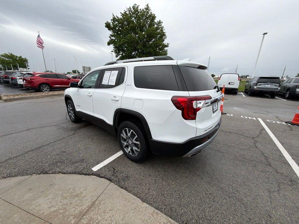 2023 GMC Acadia SLT