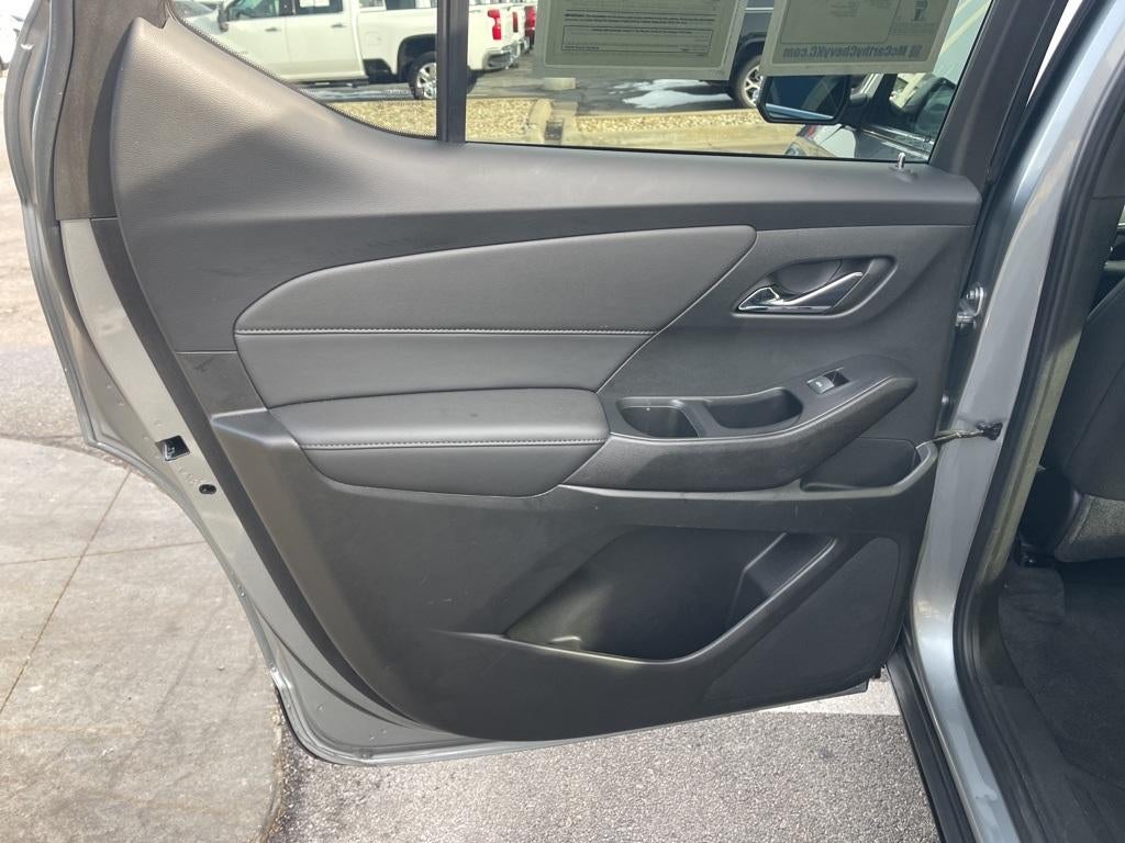 2023 Chevrolet Traverse LT