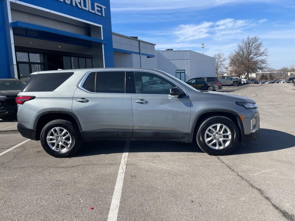 2023 Chevrolet Traverse LS