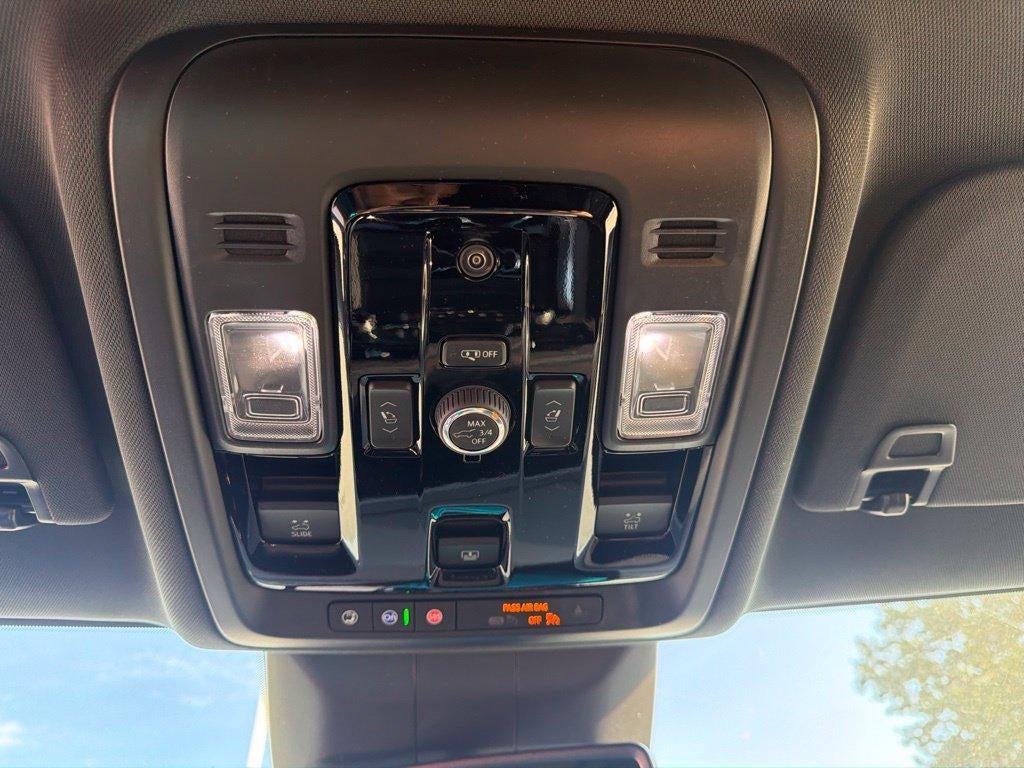 2027 Chevrolet Suburban LT