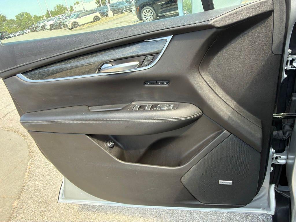 2020 Cadillac XT5 Premium Luxury