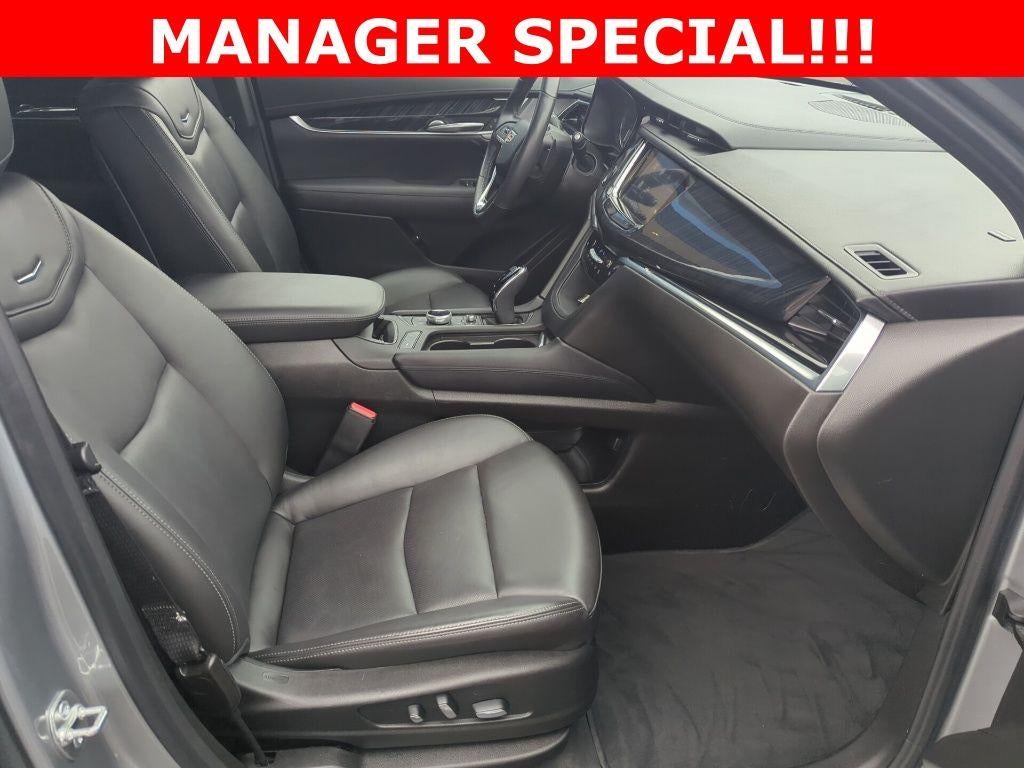 2025 Cadillac XT6 Premium Luxury